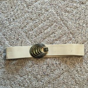 Vintage cream colored stretch belt